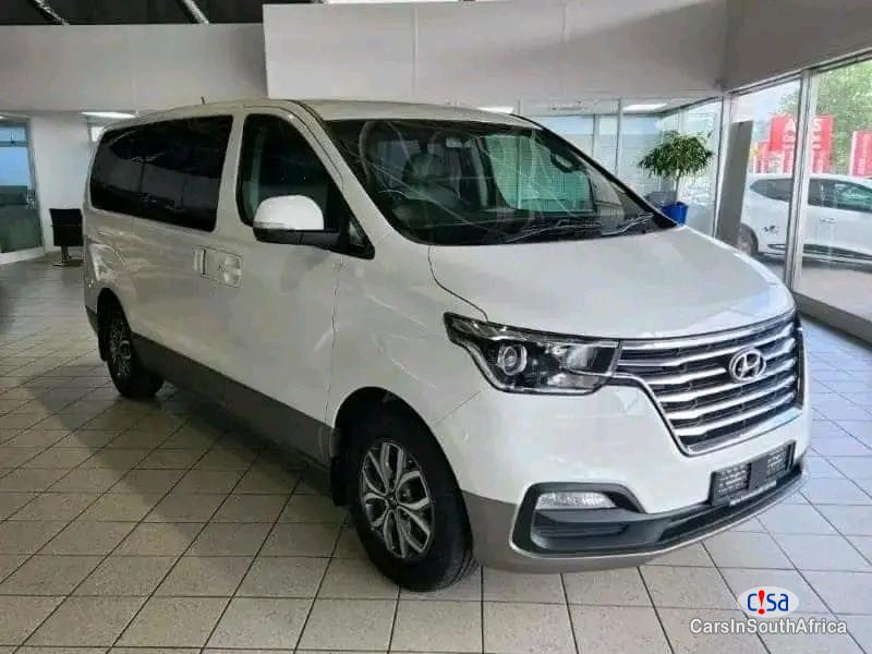Hyundai H-1 Automatic 2022 - image 2