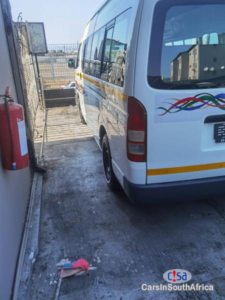 Toyota HiAce Used Toyota Quantum 2.5D-4D Sesfikile 16 Seater Manual 2019 in South Africa