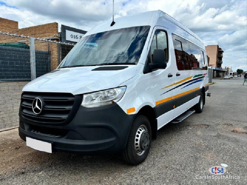 Mercedes Benz Sprinter 516 CDI Manual 2020 - image 2