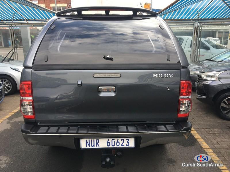 Toyota Hilux 3.0D4D AUTO..0679505805 Automatic 2013 - image 3