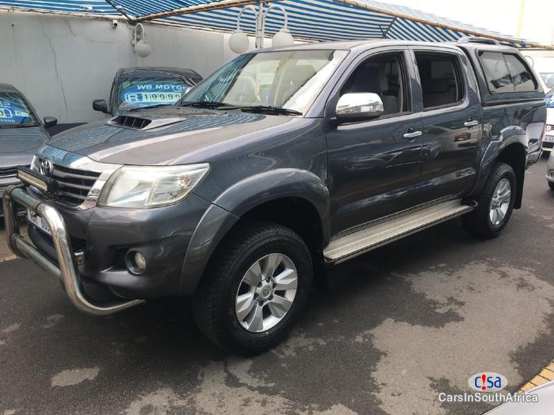 Toyota Hilux 3.0D4D AUTO..0679505805 Automatic 2013 - image 9