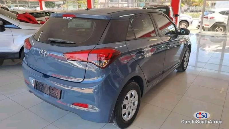Hyundai i20 1.2 Call 081 494 5928 Automatic 2017 - image 2