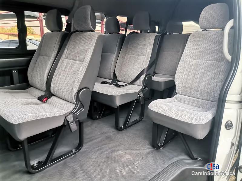 Toyota Quantum 2.5 Manual 2020 - image 9