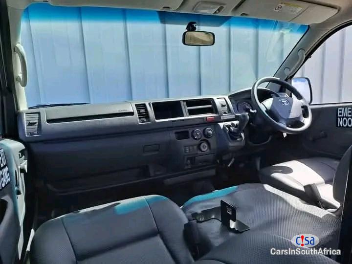 Toyota Quantum 2.5 / Whatsapp Call 068 346 6875 Manual 2020 in North West