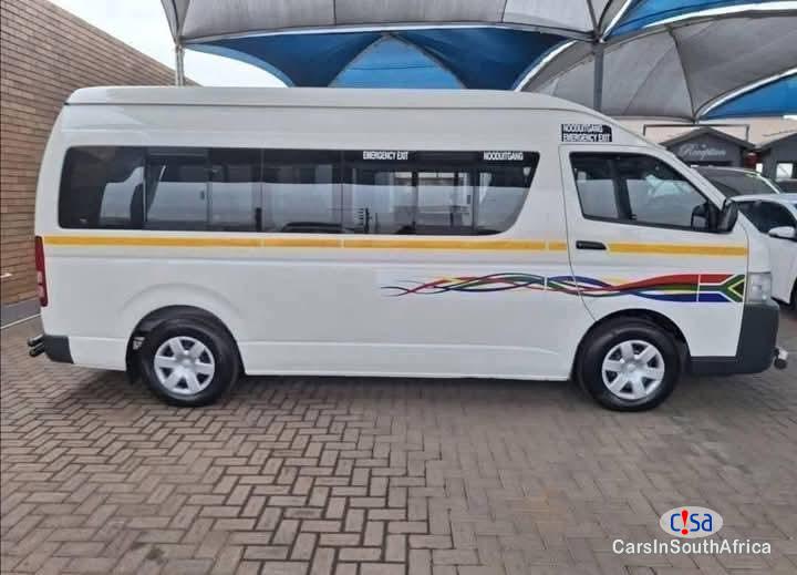 Toyota Quantum 2.5 D.4D Sesfikile 16-Seat Call Or WhatsApp 0683466875 Manual 2021