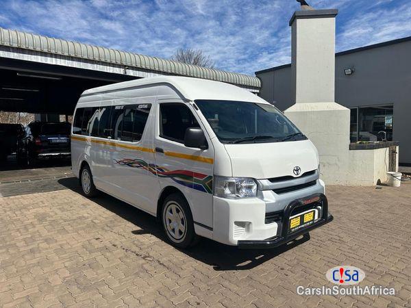 Picture of Toyota Quantum 2.5 D-4D Sesfikile 16-Seat Manual 2021