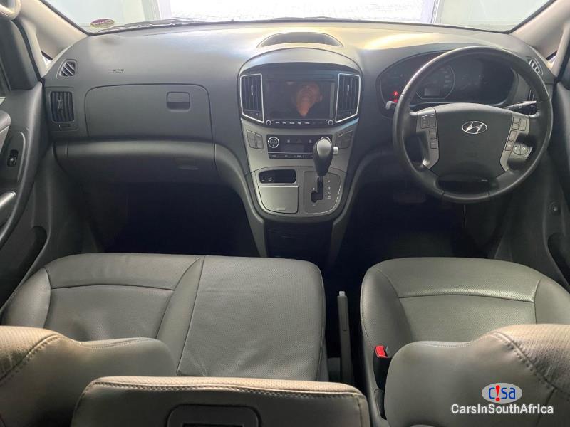 Hyundai H-1 Automatic 2021