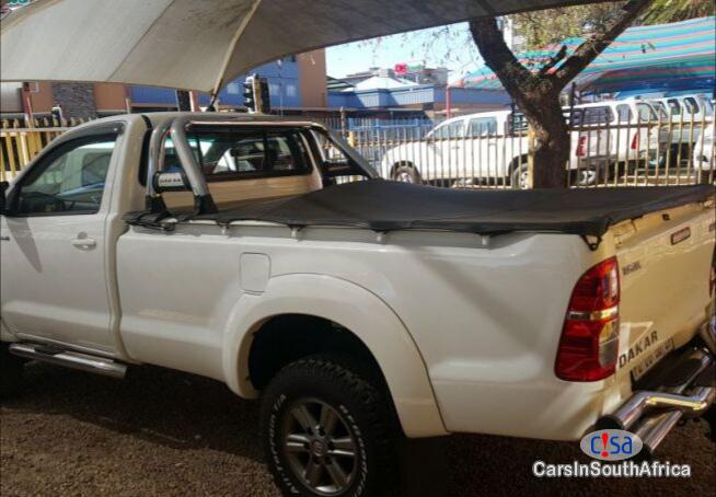 Toyota Hilux Manual 2015 in South Africa