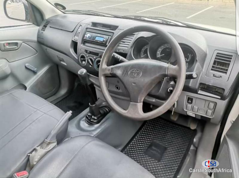 Picture of Toyota Hilux 2.5 D4d Manual 2010 in Limpopo