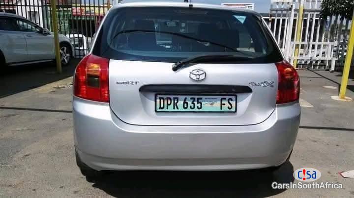 Toyota Runx 1.4 TSI / +27 685845776 Manual 2009 - image 5