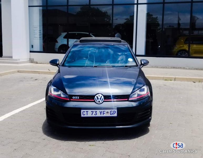 Volkswagen Golf Automatic 2013 - image 2