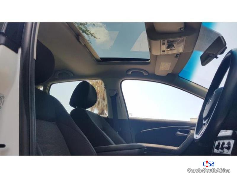 Volkswagen Polo 1.8 Manual 2016 - image 3