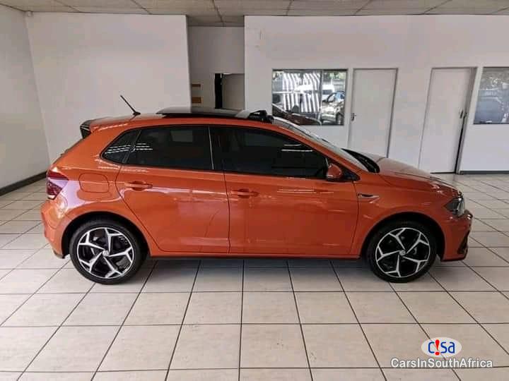 Volkswagen Polo 1.2 Manual 2016 - image 2