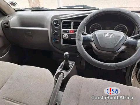 Hyundai H100 Call/ WhatsApp.(073 104 3715 ) 2014 Hyundai H100 2.6 D For Sale Manual 2014 in Free State - image