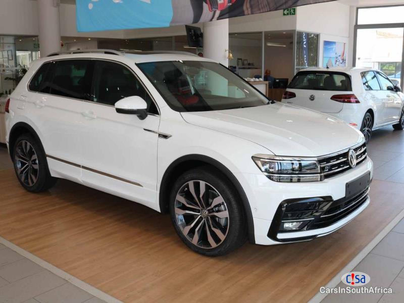 Pictures of Volkswagen Tiguan 2.0TSI 4Motion Highline R_line Automatic 2018