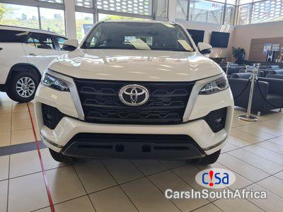 Toyota Fortuner 2.8 Automatic 2016 - image 3