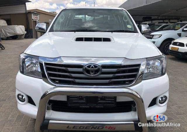 Picture of Toyota Hilux Manual 2015