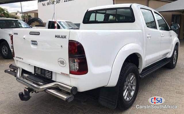 Toyota Hilux Manual 2015 in Eastern Cape