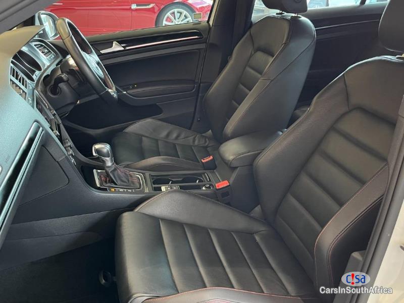 Volkswagen Golf GTI 2.0 { 0817687830 } Automatic 2017 - image 7