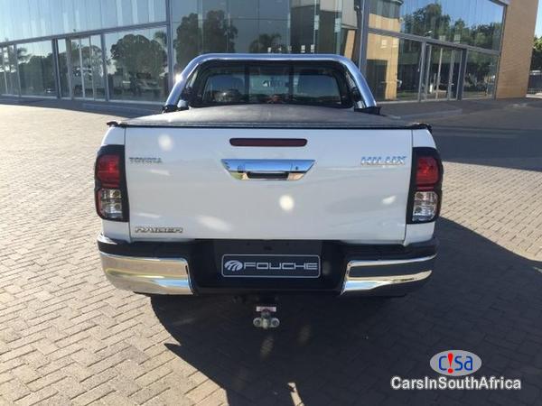 Toyota Hilux Automatic 2017 - image 4