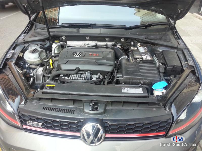 Volkswagen Golf 2.0 Automatic 2017 - image 9