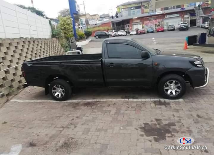 Toyota Hilux Manual 2015 in Mpumalanga