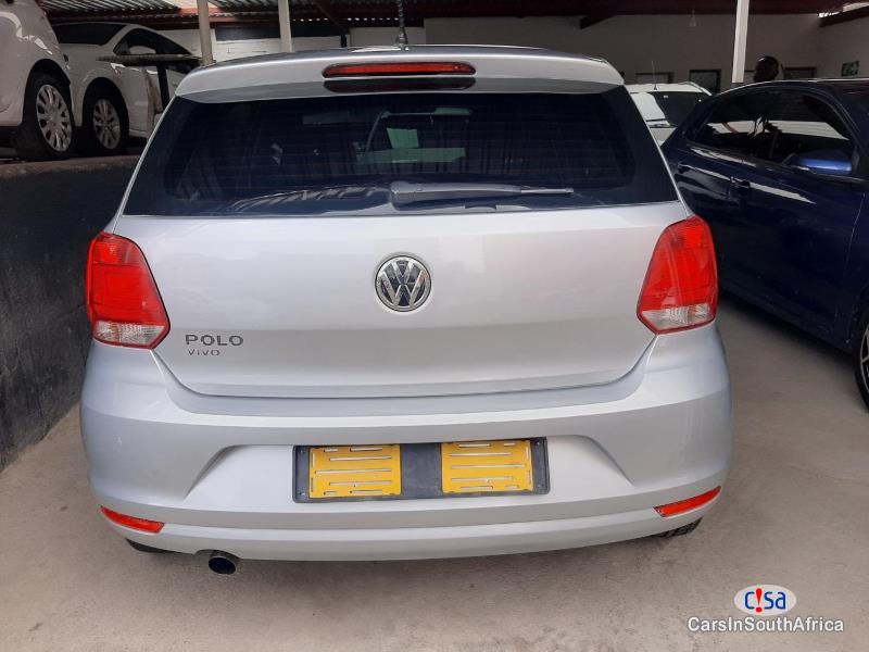 Volkswagen Polo 1.4 Manual 2017 - image 4