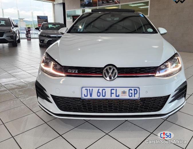 Volkswagen Golf 2.0 Automatic 2018 in South Africa