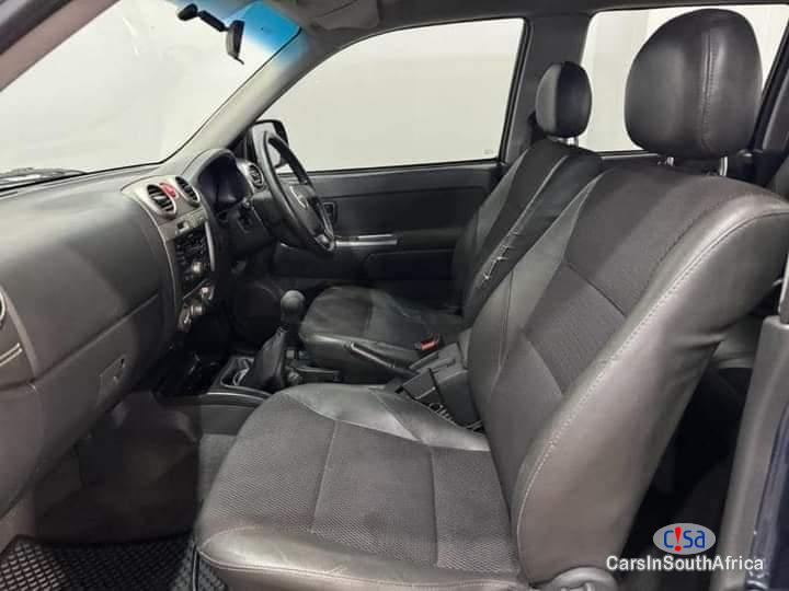 Isuzu KB250 250 Manual 2015 - image 5