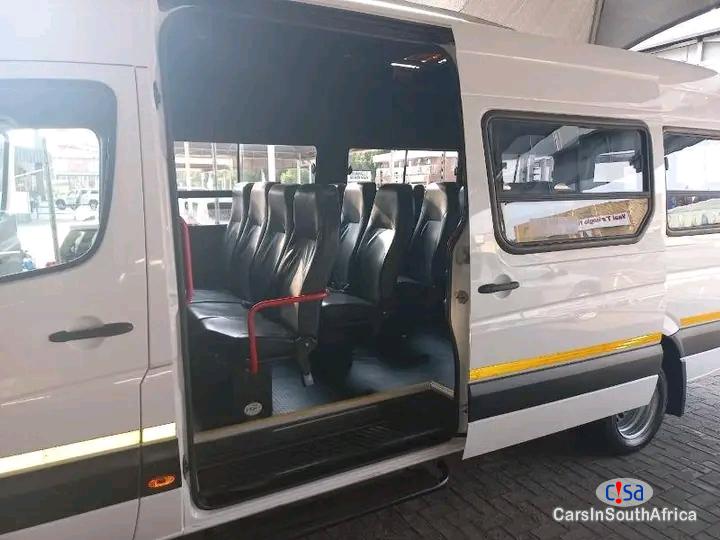 Mercedes Benz E-Class 3.0 Manual 2018 - image 3