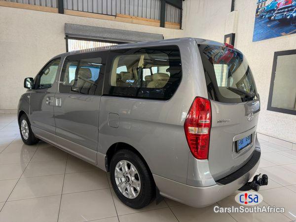 Hyundai H-1 2.5 CRDi VGT Wagon Automatic 2013 - image 2