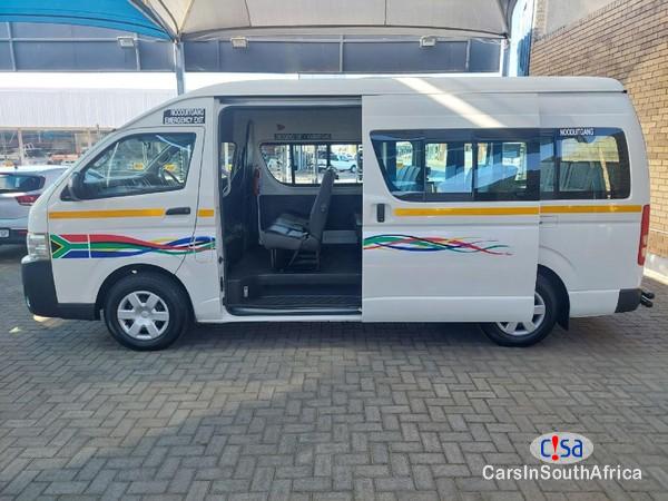 Toyota Quantum 2.5 D-4D Sesfikile 16-Seat Manual 2019 - image 2