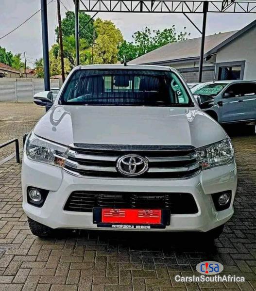 Toyota Quantum 2.4GD-6 Manual 2018 - image 3