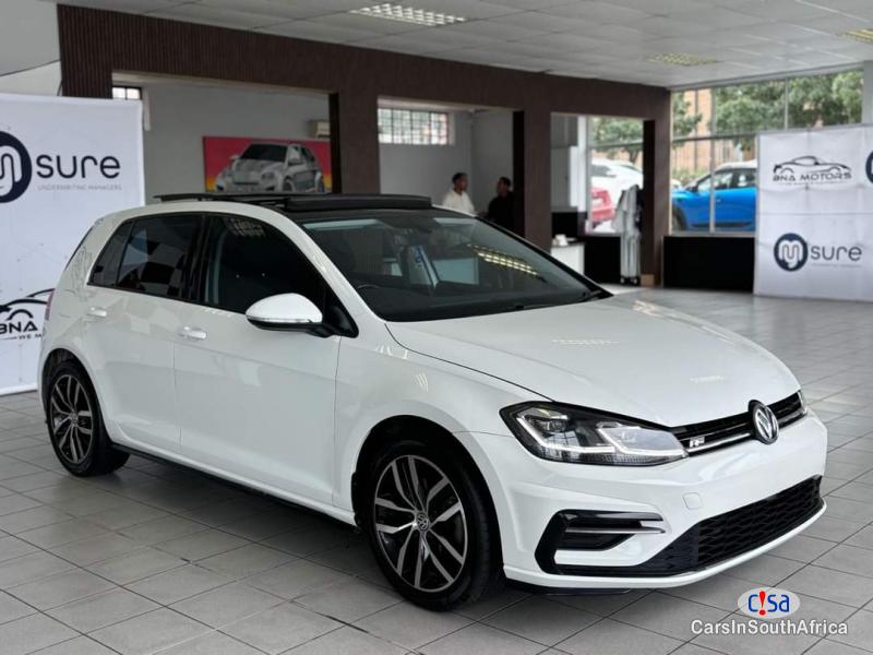 Pictures of Volkswagen Golf 2.0R Automatic 2015