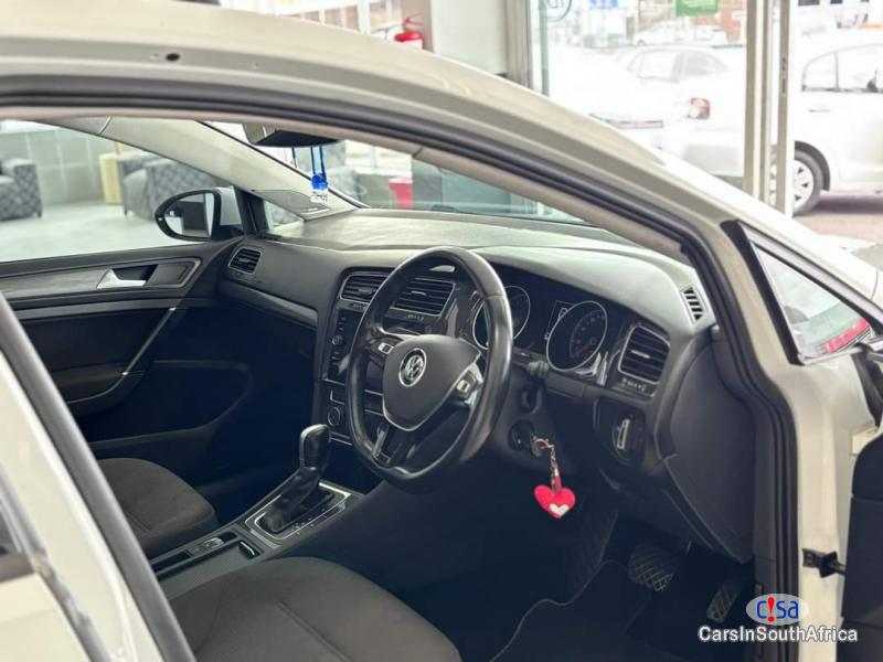 Volkswagen Golf 2.0R Automatic 2015 - image 4