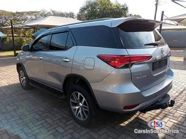 Toyota Fortuner 2.8 GD-6 Automatic 2018 - image 2