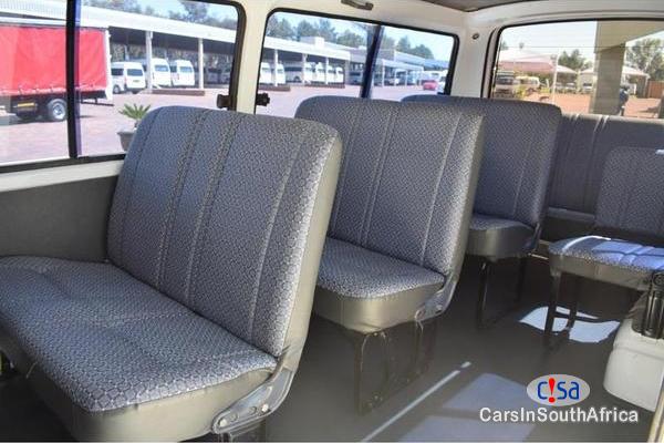 Toyota HiAce 2.2L Siyaya Manual 2007 - image 7