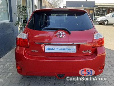 Toyota Auris 1.6 Manual 2010 - image 4