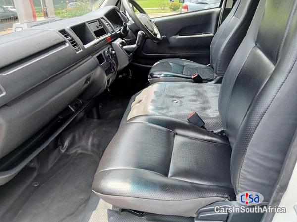 Toyota Quantum 2.5 ( +27 685845776 Manual 2016 - image 3