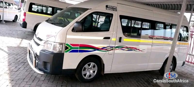 Toyota HiAce 22 Toyota Quantum 2.5D-4D Sesfikile 16-seater For Sale. Manual 2022 - image 2