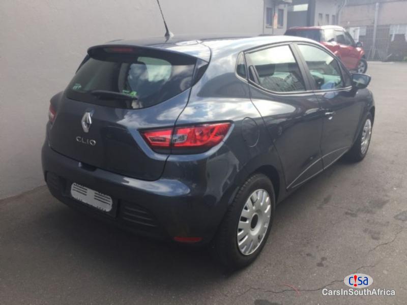 Renault Clio Manual 2013 in North West