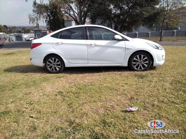Hyundai Accent 0616417846 Manual 2016 - image 3