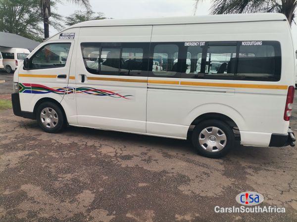 Toyota Quantum 2.7 Sesfikile 16-Seat Manual 2021 - image 2