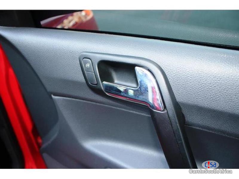 Volkswagen Polo Manual 2015 - image 10