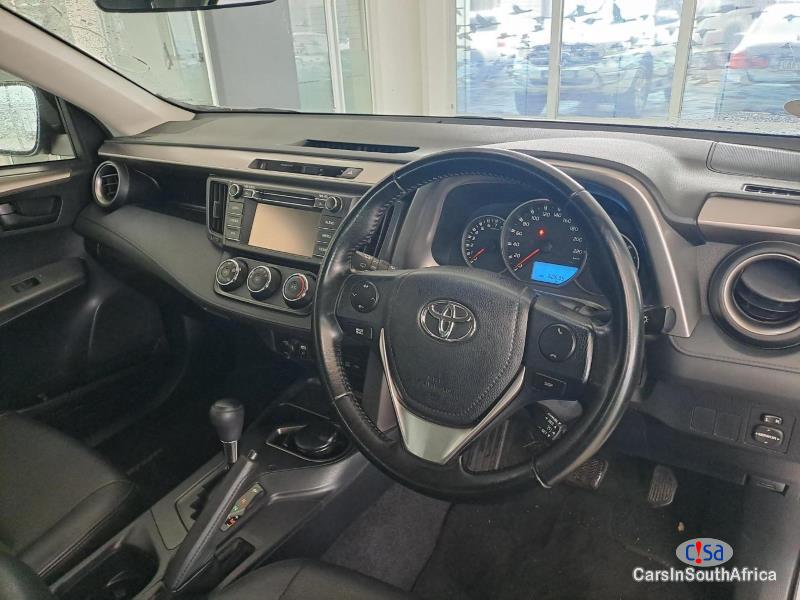 Toyota RAV-4 2.0 Manual 2019 - image 4