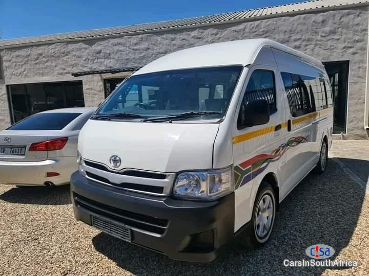Toyota Quantum 2.5 Manual 2020 - image 2