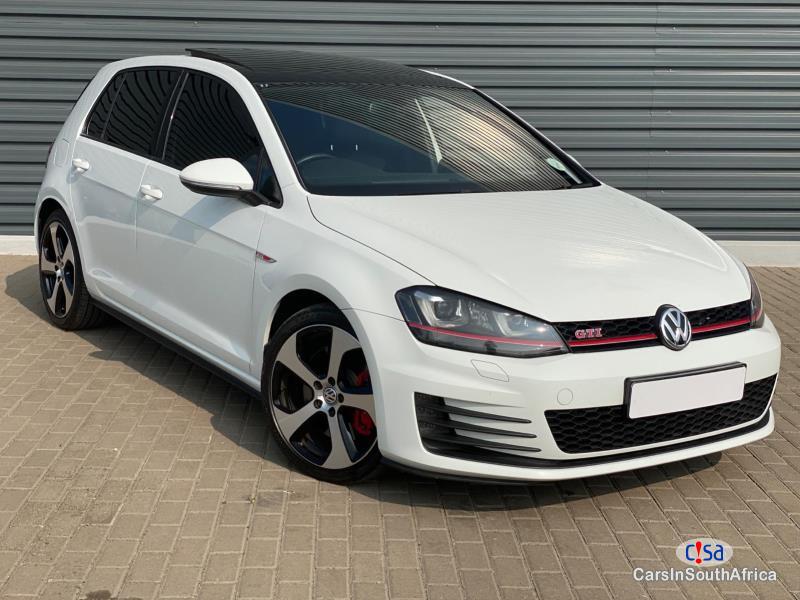 Pictures of Volkswagen Golf Automatic 2018