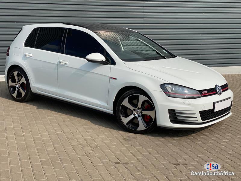 Volkswagen Golf Automatic 2018 - image 2