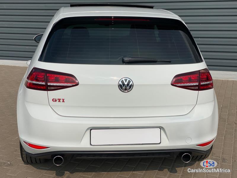 Volkswagen Golf Automatic 2018 - image 3