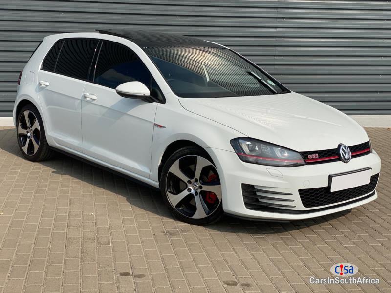 Volkswagen Golf Automatic 2018 - image 4